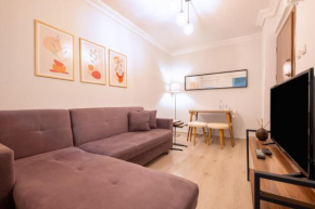 Home with Private Garden -12 min to Osmanbey Metro